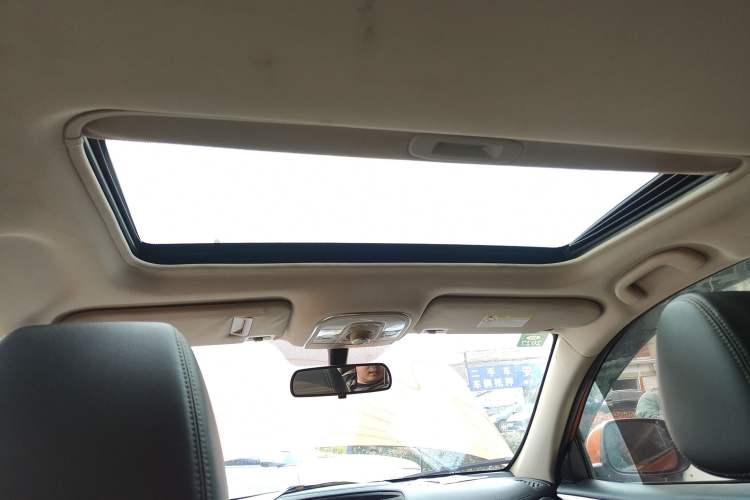 Used BYD Song 2018 1.5TID Automatic Smart Connect Prestige Model Headliner