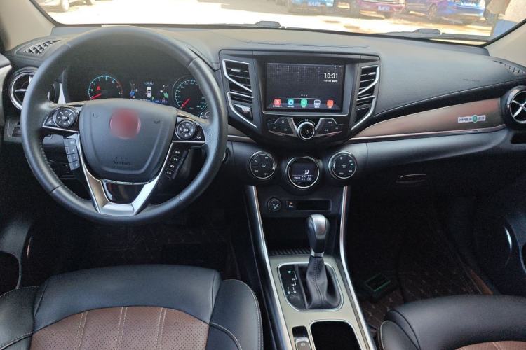 Used BYD Song 2018 1.5TID Automatic Smart Connect Prestige Model Interior 2
