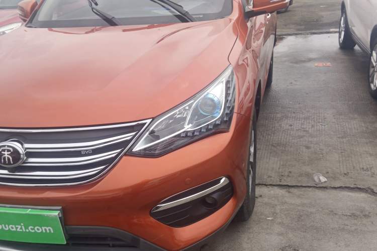 Used BYD Song 2018 1.5TI Manual Smart Connect Enjoyment Model Left Front Headlight