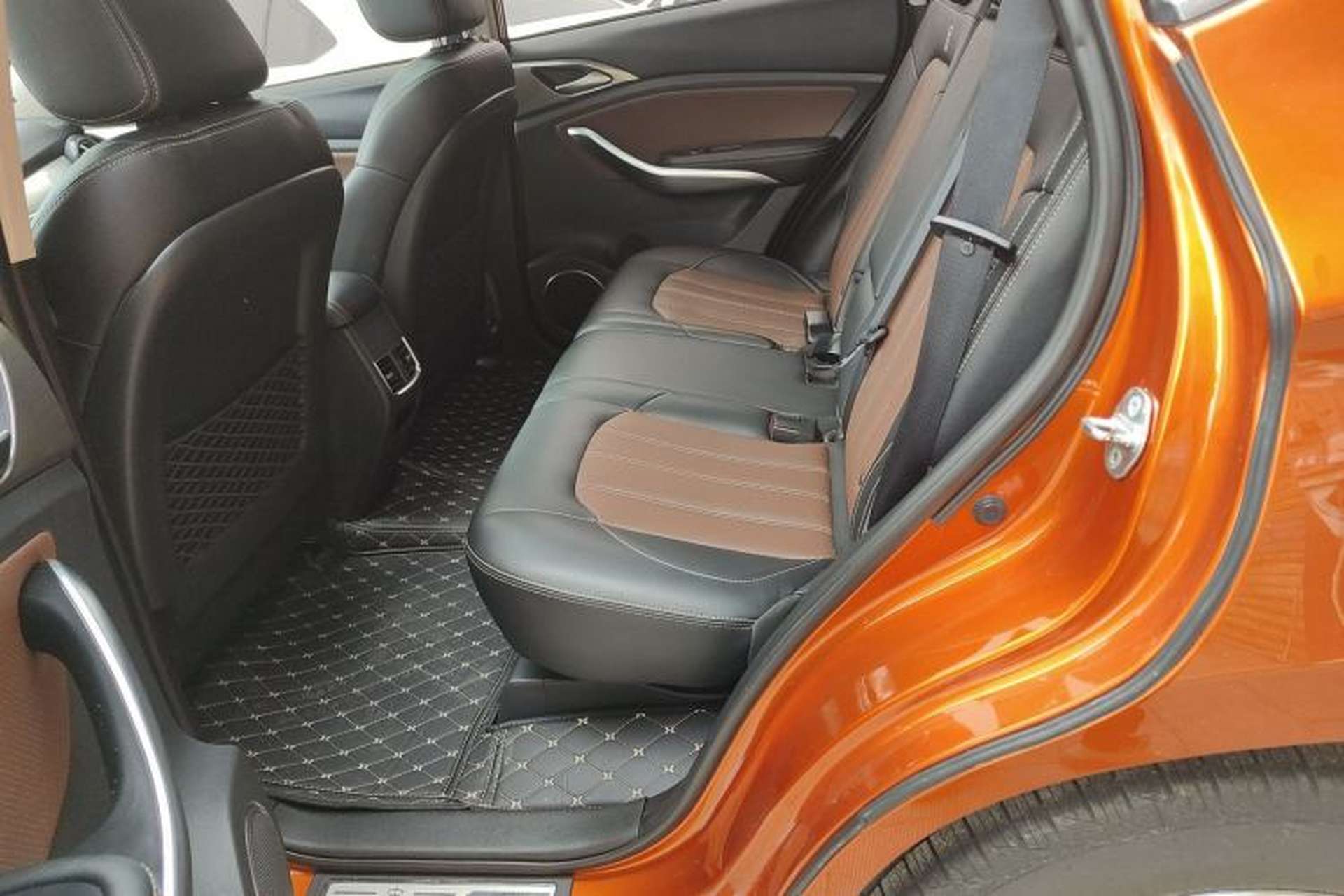 Used BYD Song 2018 1.5TID Automatic Smart Connect Prestige Model Left Rear Seat