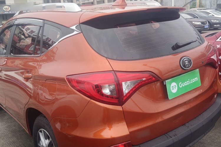 Used BYD Song 2018 1.5TI Manual Smart Connect Enjoyment Model Rear Left 45 Deg