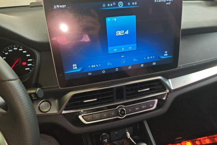Used BYD Song 2019 1.5TI Automatic Smart Connect Luxurious Edition Audio And AC Panel