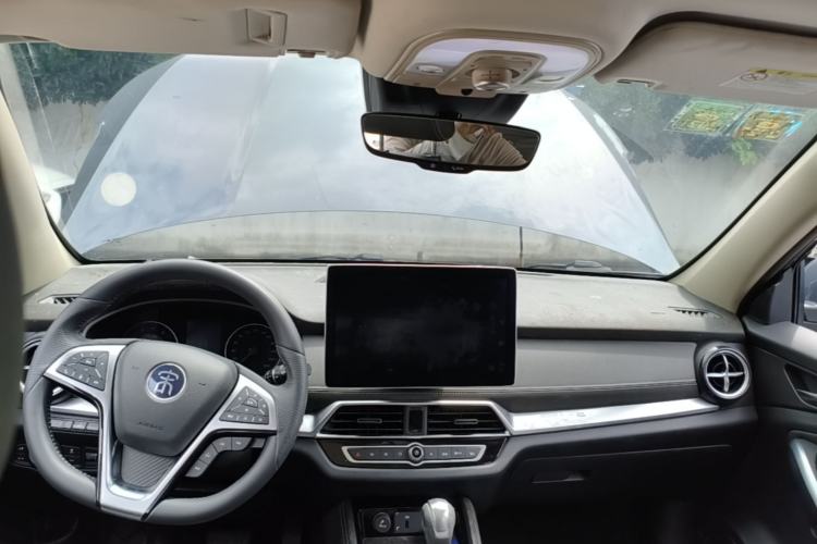 Used BYD Song 2019 1.5TI Automatic Smart Connect Luxe Version Center Console