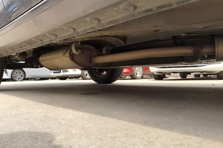 Used BYD Song 2019 1.5TI Automatic Smart Connect Luxe Version Chassis Front Right