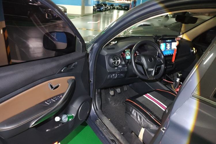 Used BYD Song 2019 1.5TI Manual Smart Connect Enjoyment Model Driver Seat