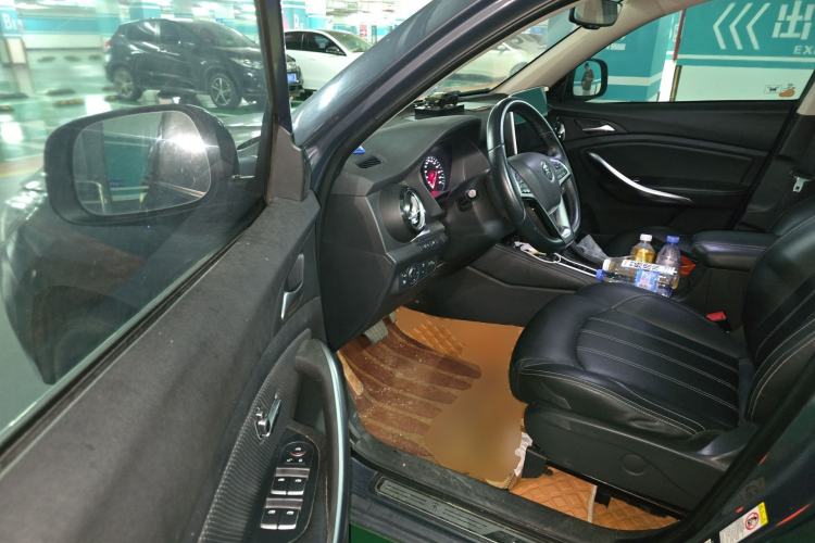 Used BYD Song 2019 1.5TI Automatic Smart Connect Luxe Version Driver Seat