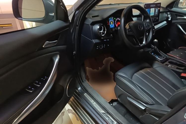 Used BYD Song 2019 1.5TI Automatic Smart Connect Luxurious Edition Driver Seat