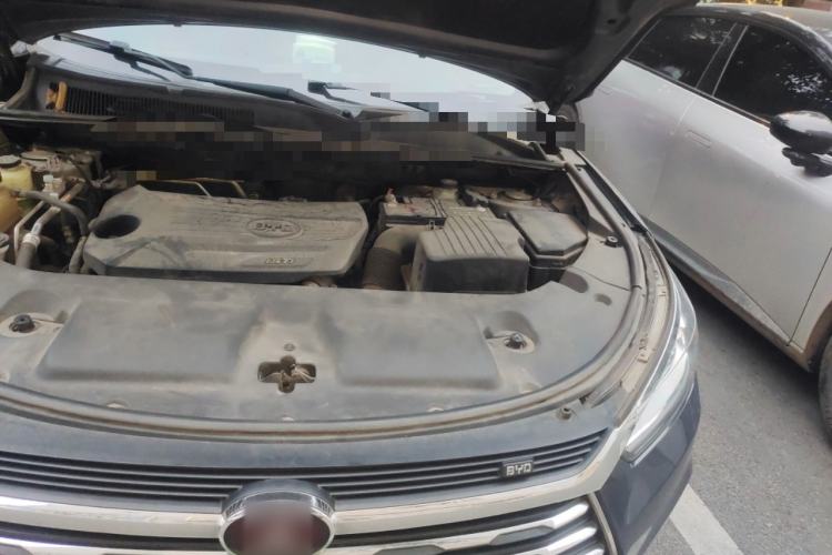 Used BYD Song 2019 1.5TI Automatic Smart Connect Luxurious Edition Engine Bay Left