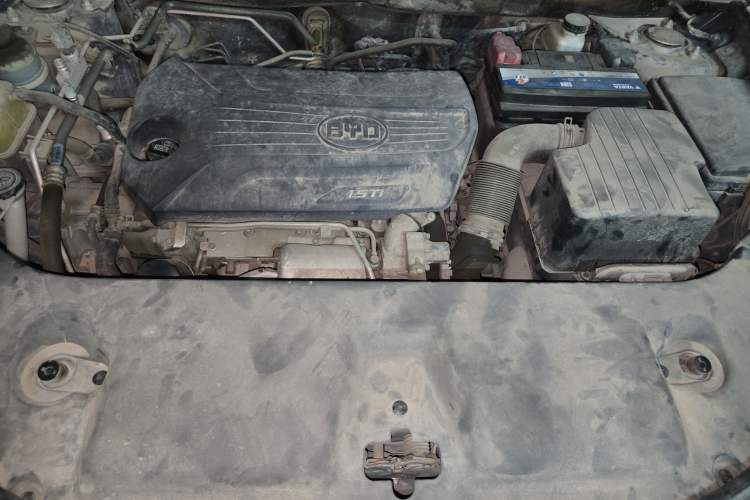 Used BYD Song 2019 1.5TI Automatic Smart Connect Luxe Version Engine Bay