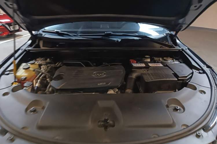 Used BYD Song 2019 1.5TI Automatic Smart Connect Luxurious Edition Engine Bay