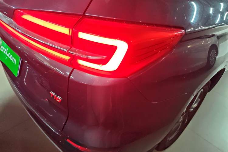 Used BYD Song 2019 1.5TI Automatic Smart Connect Luxe Version Exterior 1