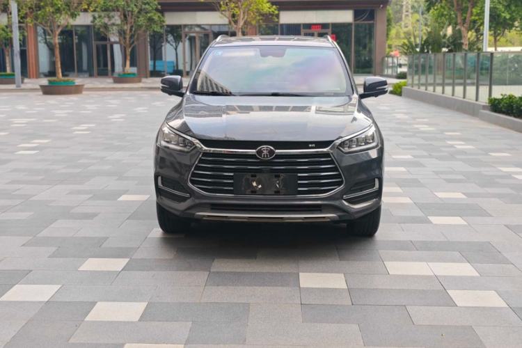 Used BYD Song 2019 1.5TI Automatic Smart Connect Luxurious Edition Exterior 4