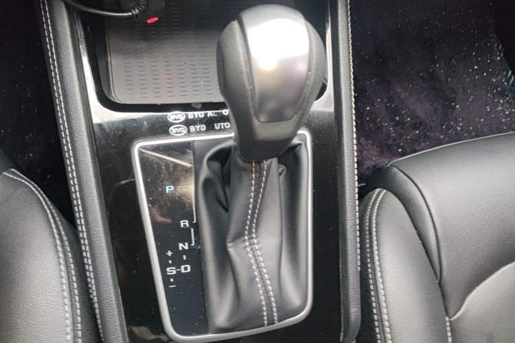 Used BYD Song 2019 1.5TI Automatic Smart Connect Dynamic Model Gear Lever