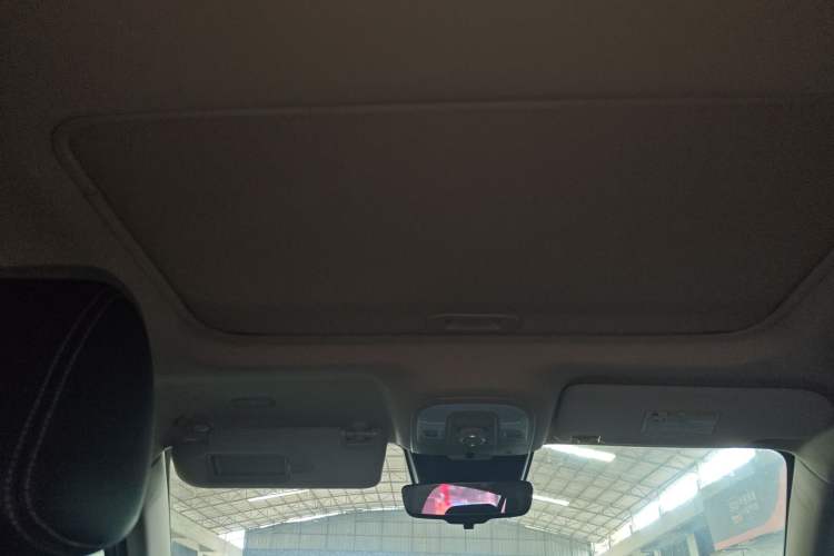 Used BYD Song 2019 1.5TI Automatic Smart Connect Luxurious Edition Headliner