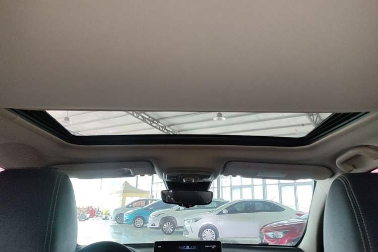 Used BYD Song 2019 1.5TI Automatic Smart Connect Luxurious Edition Headliner