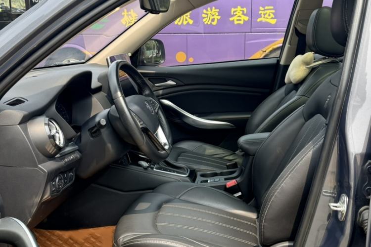Used BYD Song 2019 1.5TI Automatic Smart Connect Luxe Version Interior 3