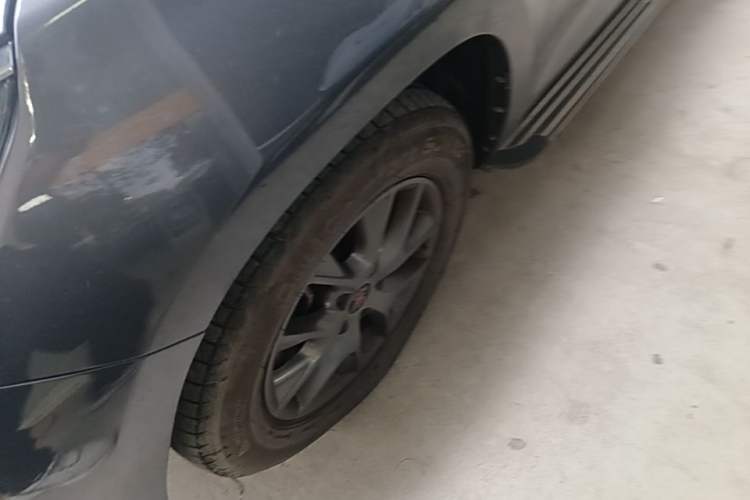 Used BYD Song 2019 1.5TI Automatic Smart Connect Luxurious Edition Left Front Wheel Hub
