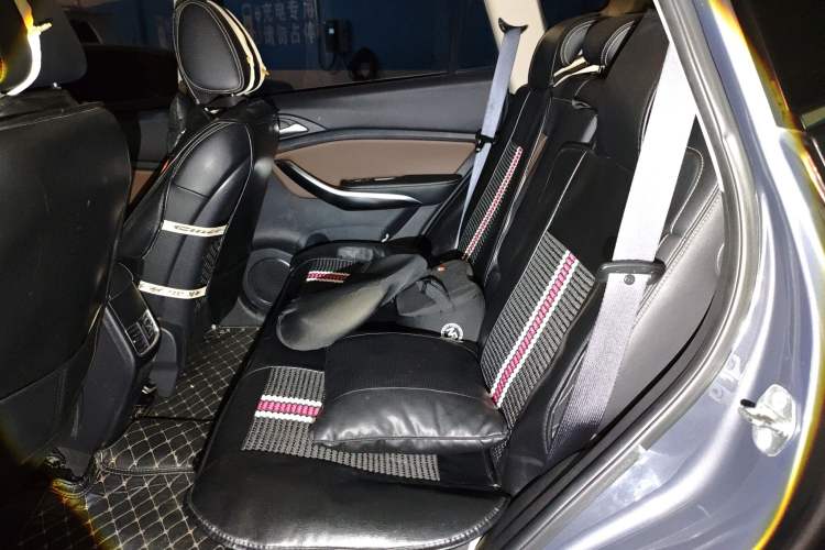 Used BYD Song 2019 1.5TI Manual Smart Connect Enjoyment Model Left Rear Seat