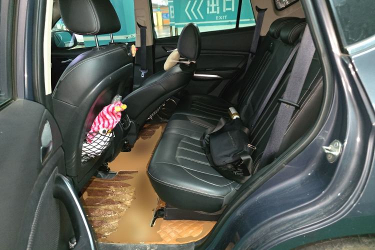 Used BYD Song 2019 1.5TI Automatic Smart Connect Luxe Version Left Rear Seat