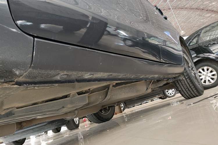 Used BYD Song 2019 1.5TI Automatic Smart Connect Luxurious Edition Left Side Sill