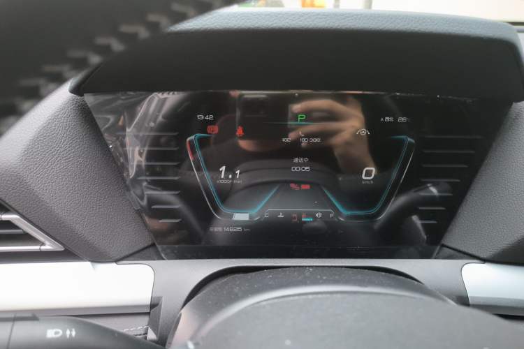 Used BYD Song 2019 1.5TI Automatic Smart Connect Luxurious Edition Odometer Close Up