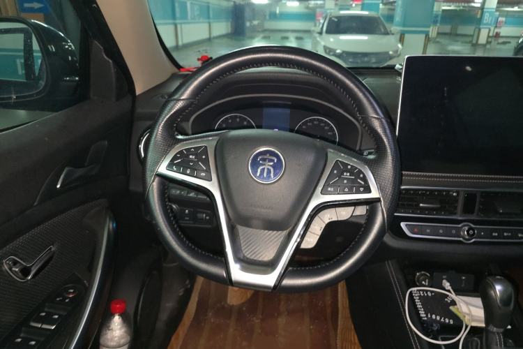 Used BYD Song 2019 1.5TI Automatic Smart Connect Luxe Version Steering Wheel