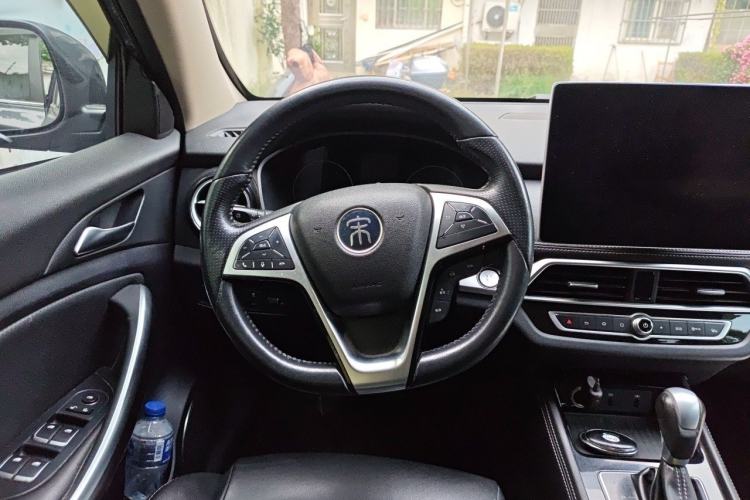 Used BYD Song 2019 1.5TI Automatic Smart Connect Dynamic Model Steering Wheel