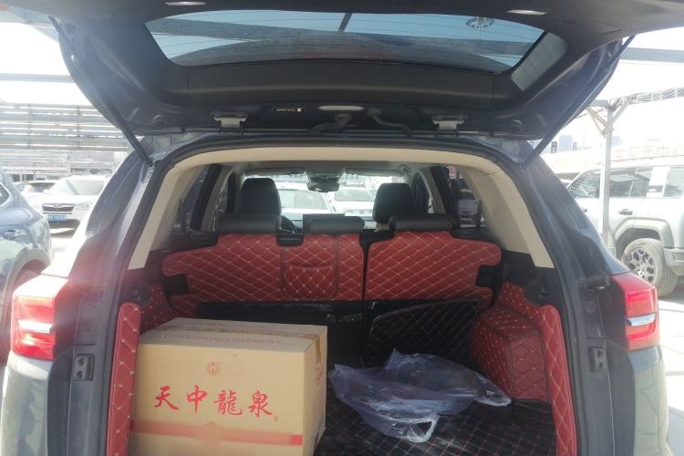 Used BYD Song 2019 1.5TI Automatic Smart Connect Luxurious Edition Trunk