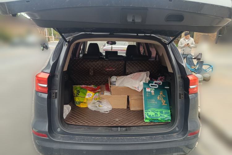 Used BYD Song 2019 1.5TI Automatic Smart Connect Luxurious Edition Trunk