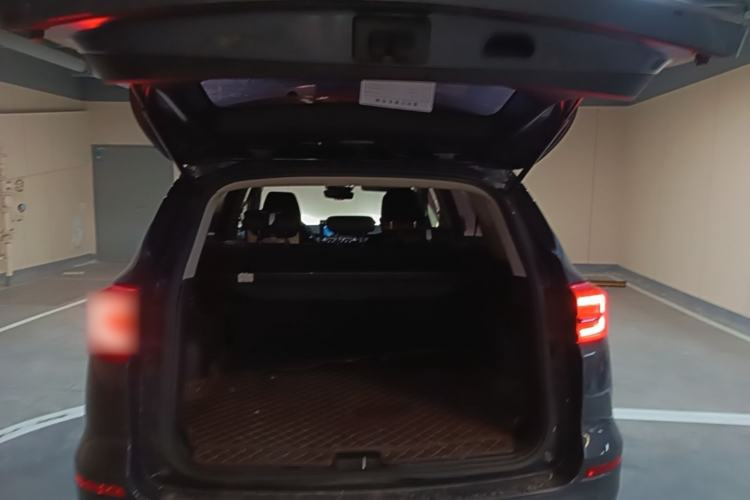 Used BYD Song 2019 1.5TI Automatic Smart Connect Luxurious Edition Trunk