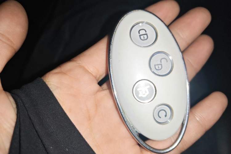 Used BYD Song 2019 1.5TI Automatic Smart Connect Luxe Version Vehicle Key