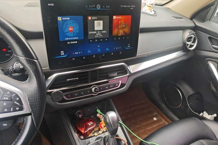 Used BYD Song 2019 1.5TI Automatic Smart Connect Luxurious Edition Audio And AC Panel