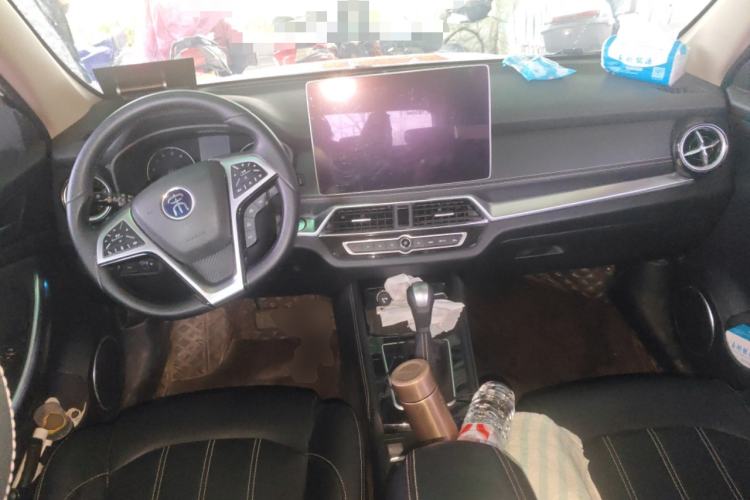 Used BYD Song 2019 1.5TI Automatic Smart Connect Luxurious Edition Center Console
