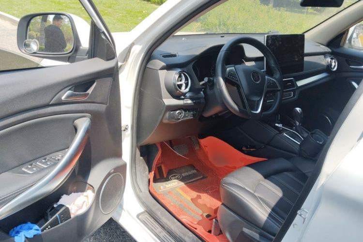 Used BYD Song 2019 1.5TI Automatic Smart Connect Dynamic Model Driver Seat