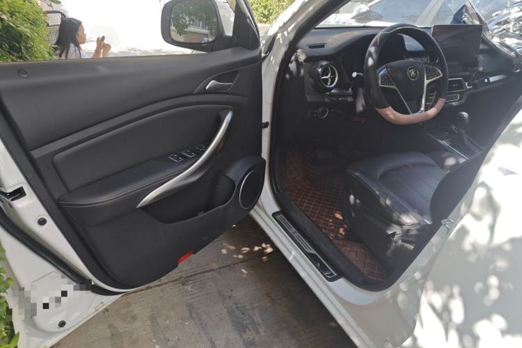 Used BYD Song 2019 1.5TI Automatic Smart Connect Luxurious Edition Driver Seat