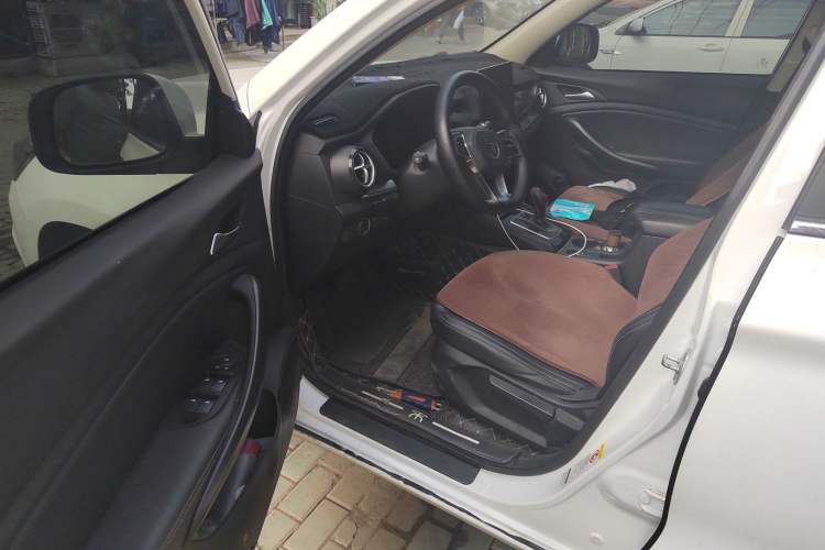 Used BYD Song 2019 1.5TI Automatic Smart Connect Luxurious Edition Driver Seat