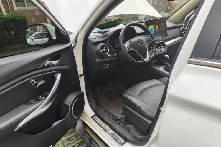 Used BYD Song 2019 1.5TI Automatic Smart Connect Luxe Version Driver Seat