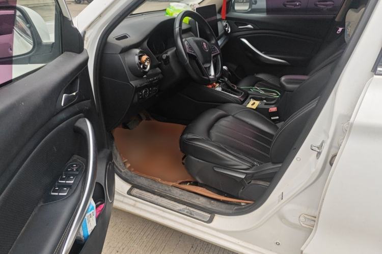 Used BYD Song 2019 1.5TI Automatic Smart Connect Luxurious Edition Driver Seat