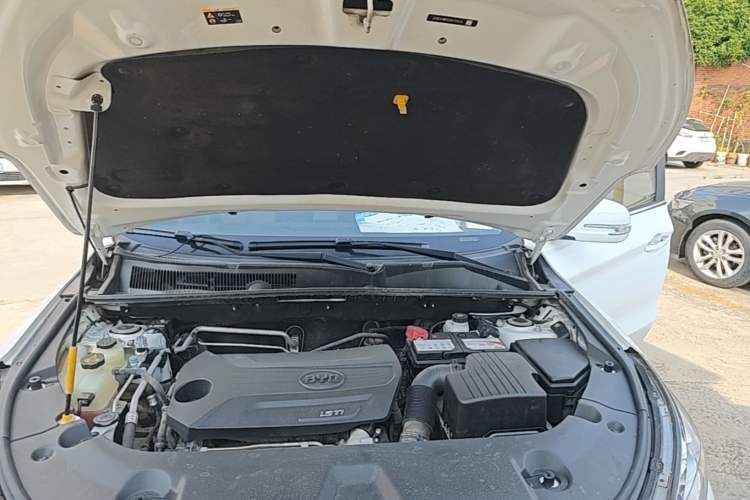 Used BYD Song 2019 1.5TI Manual Smart Connect Enhanced Model Engine Bay