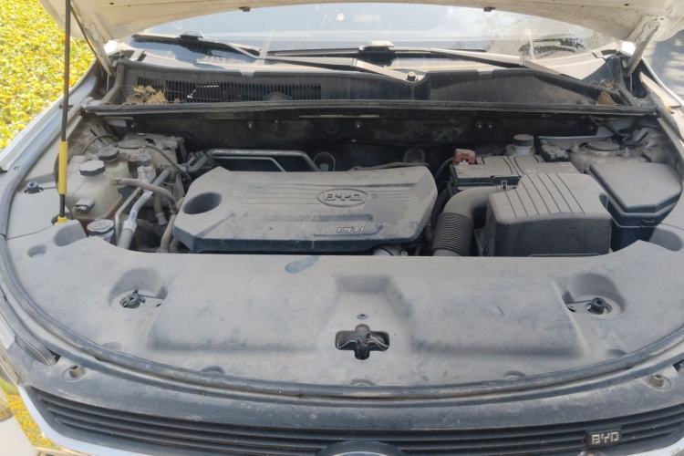 Used BYD Song 2019 1.5TI Automatic Smart Connect Dynamic Model Engine Bay