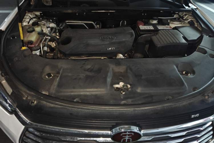 Used BYD Song 2019 1.5TI Automatic Smart Connect Dynamic Model Engine Bay