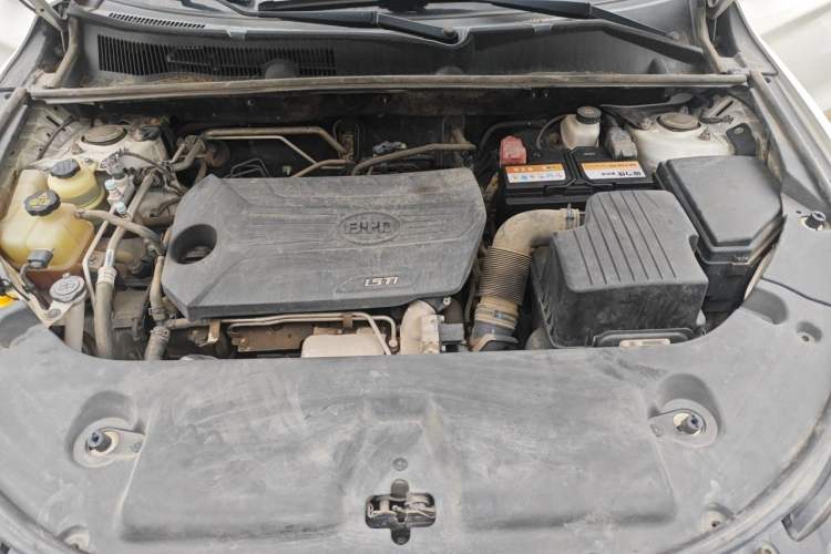 Used BYD Song 2019 1.5TI Automatic Smart Connect Luxurious Edition Engine Bay