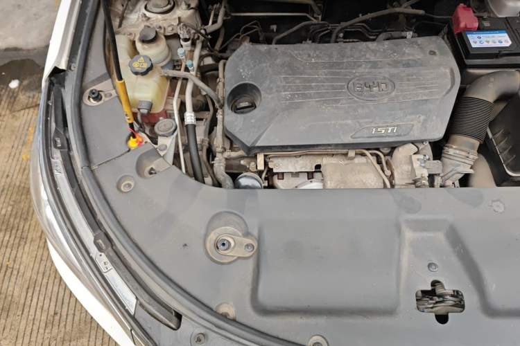 Used BYD Song 2019 1.5TI Manual Smart Connect Enhanced Model Engine Bay Right