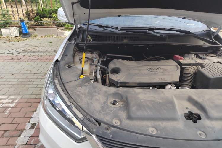 Used BYD Song 2019 1.5TI Automatic Smart Connect Luxurious Edition Engine Bay Right