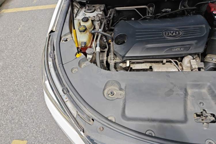Used BYD Song 2019 1.5TI Automatic Smart Connect Luxurious Edition Engine Bay Right