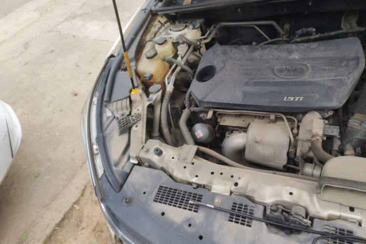 Used BYD Song 2019 1.5TI Automatic Smart Connect Luxurious Edition Engine Bay Right