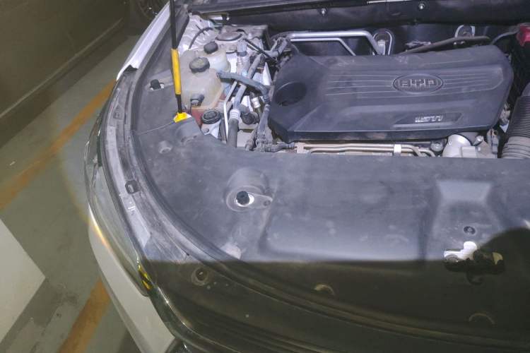 Used BYD Song 2019 1.5TI Automatic Smart Connect Enhanced Version Engine Bay Right