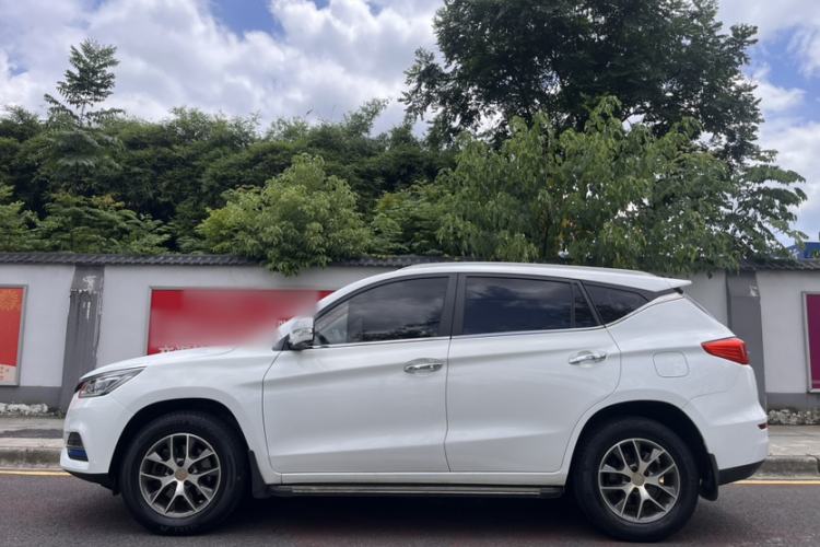 Used BYD Song 2019 1.5TI Manual Smart Connect Enhanced Model Exterior 2