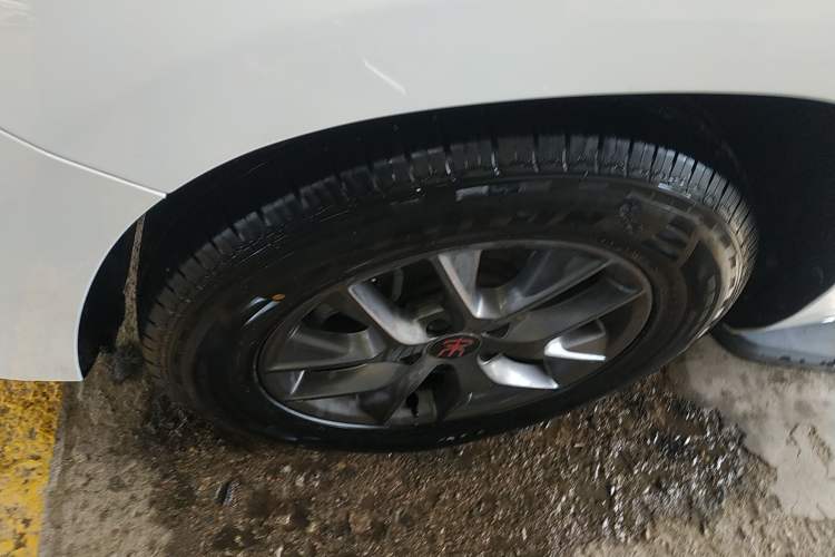 Used BYD Song 2019 1.5TI Automatic Smart Connect Luxurious Edition Exterior 2
