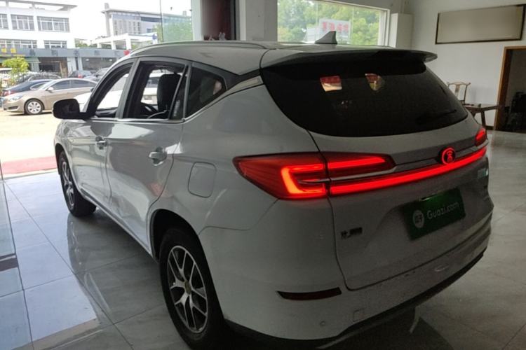 Used BYD Song 2019 1.5TI Manual Smart Connect Enhanced Model Exterior 2